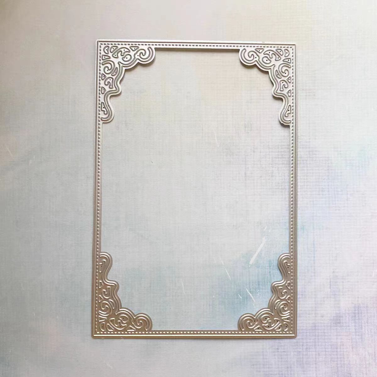 Cut die (frame)