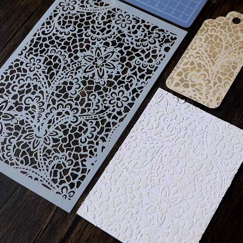 Plastskabeloner til scrapbooking