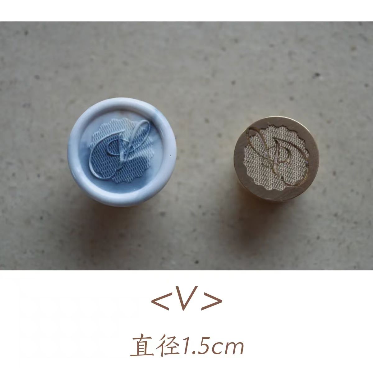 Vokssegl med kobberhoved (26 bogstaver) Versal bogstav (Diameter 1,5 cm)