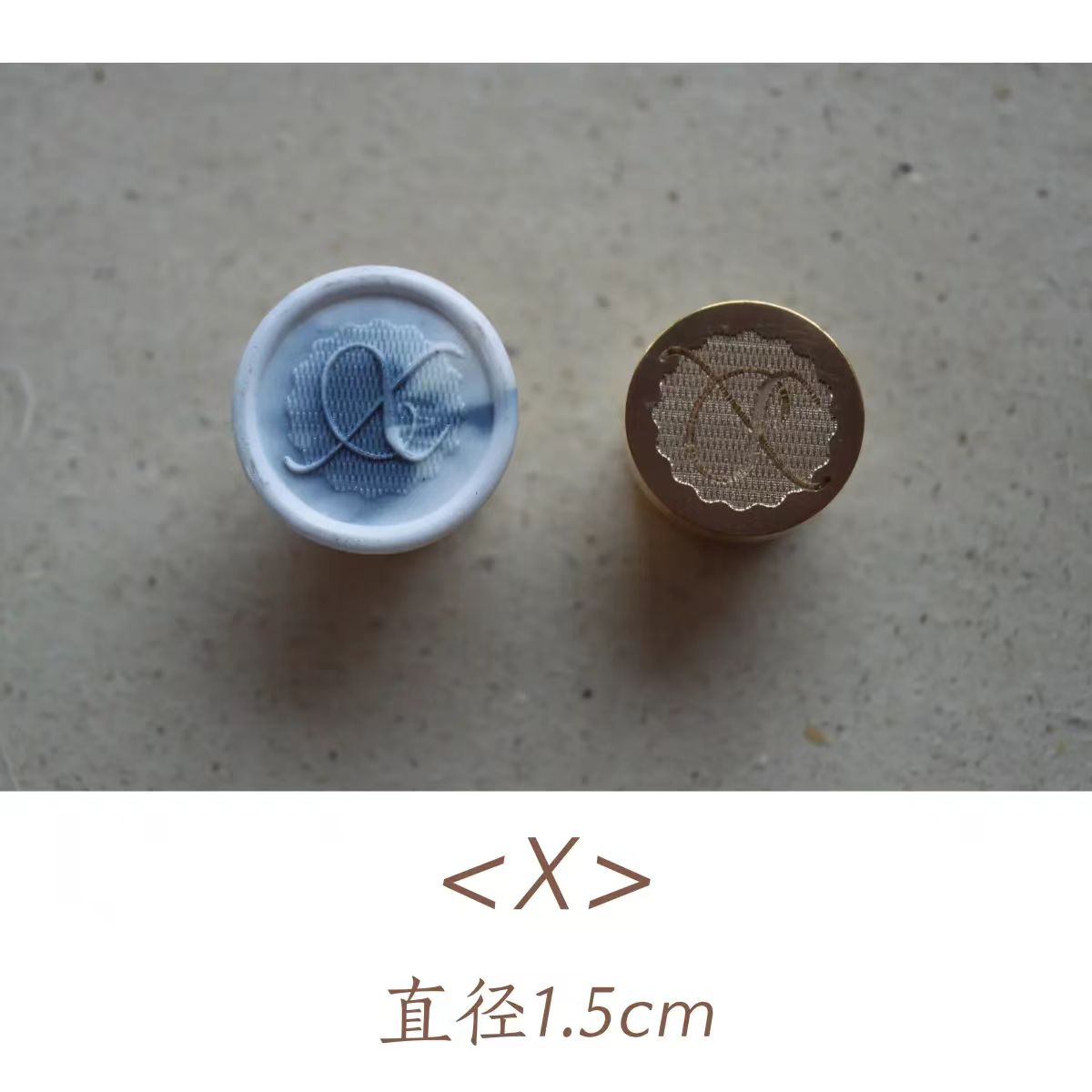 Vokssegl med kobberhoved (26 bogstaver) Versal bogstav (Diameter 1,5 cm)