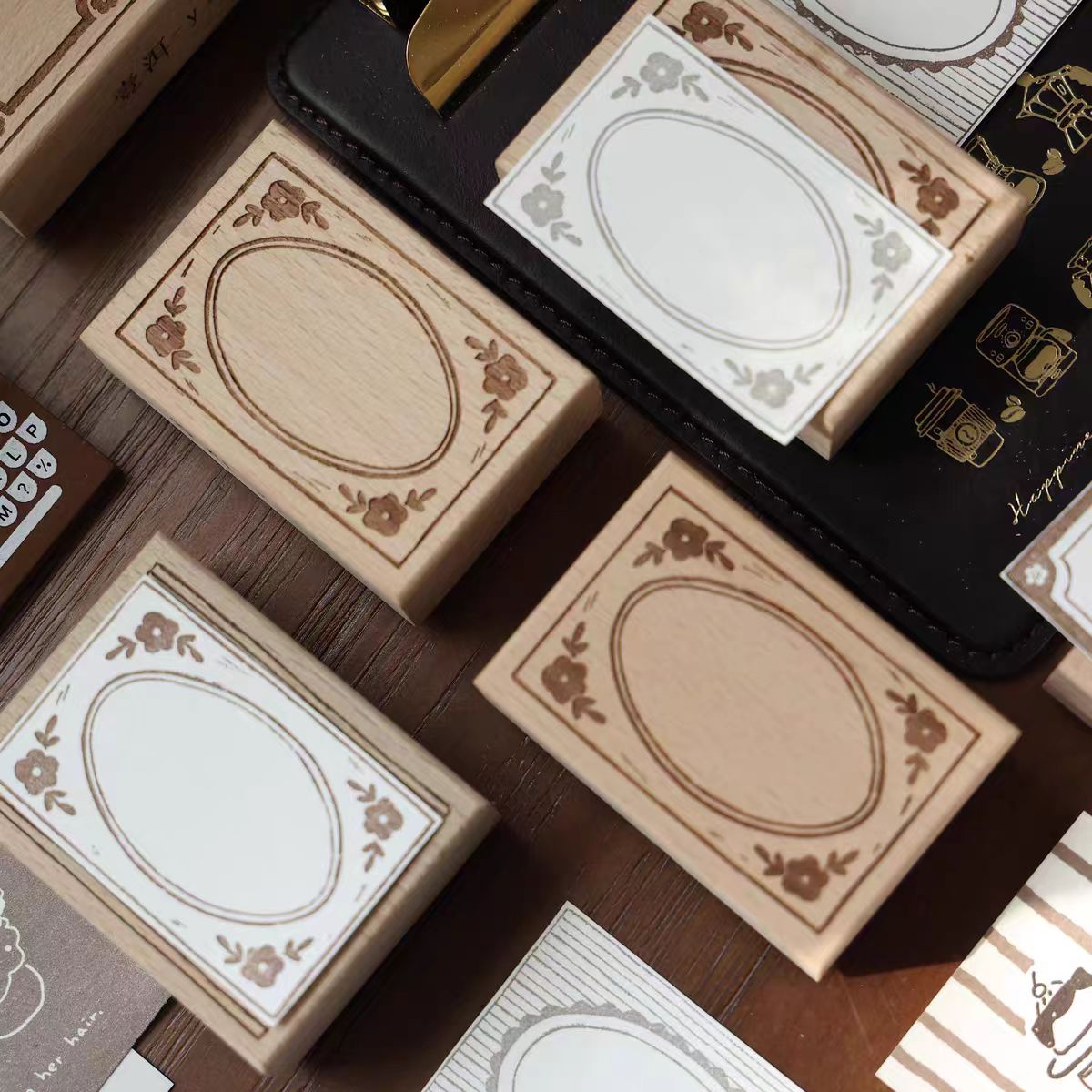 Wooden stamp (Frame)