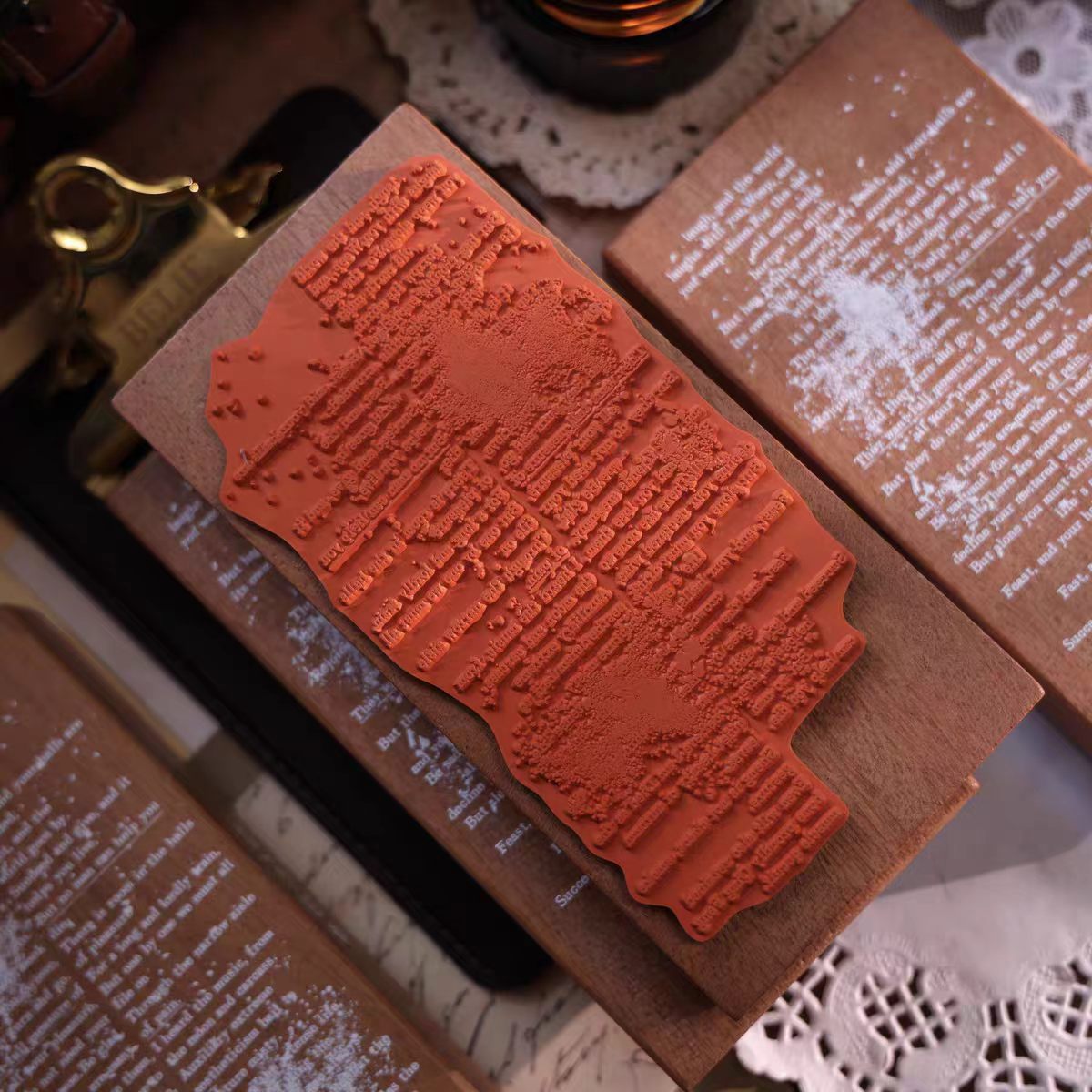 Wooden stamp (7.5*15cm)