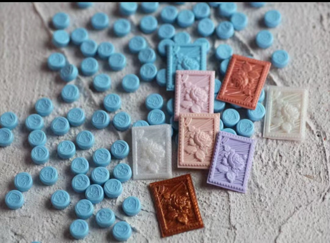 شمع (50 جرام/عبوة) حوالي 170 كبسولة