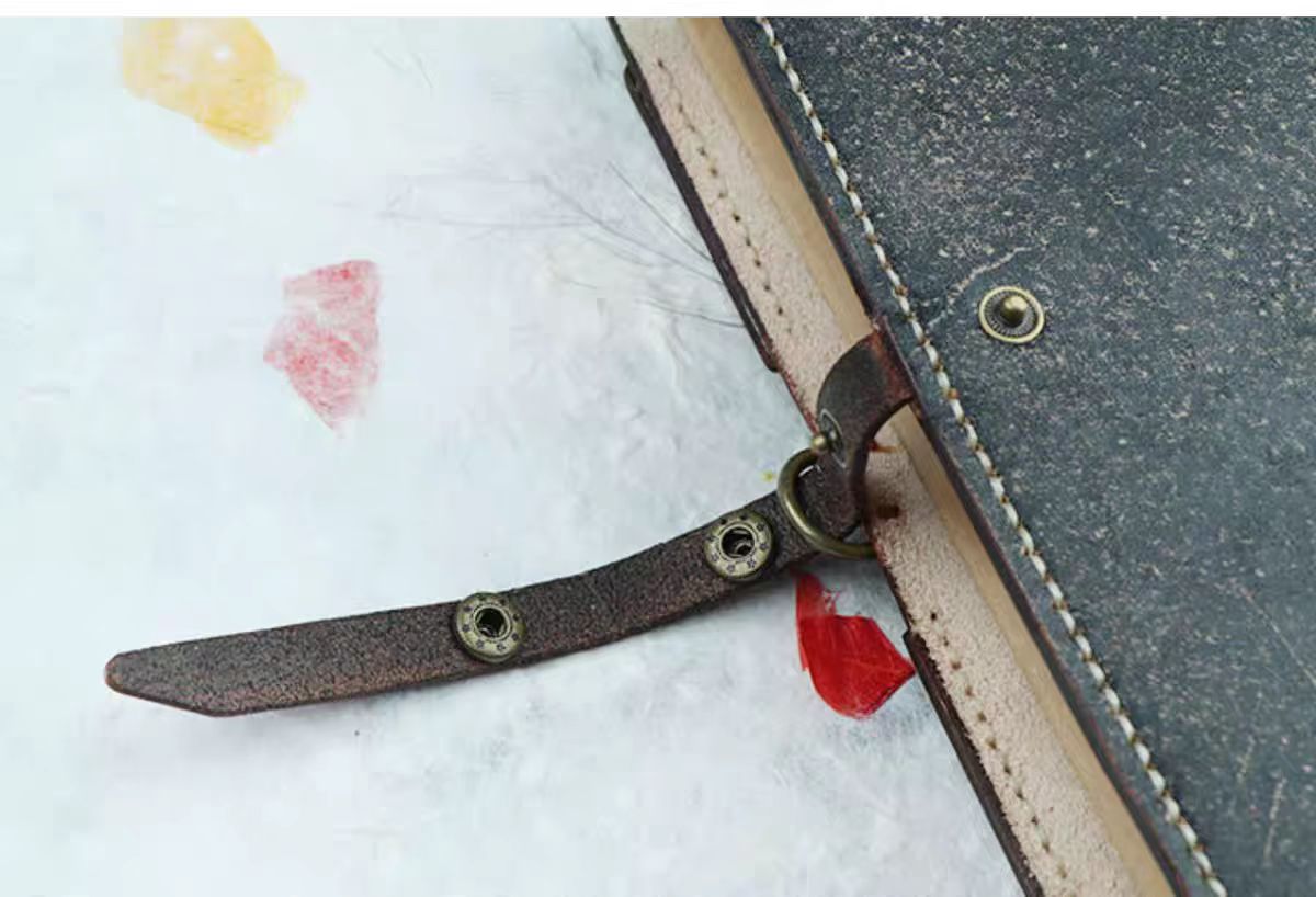 Leather loose-leaf notebook Handmade creative gift notebook