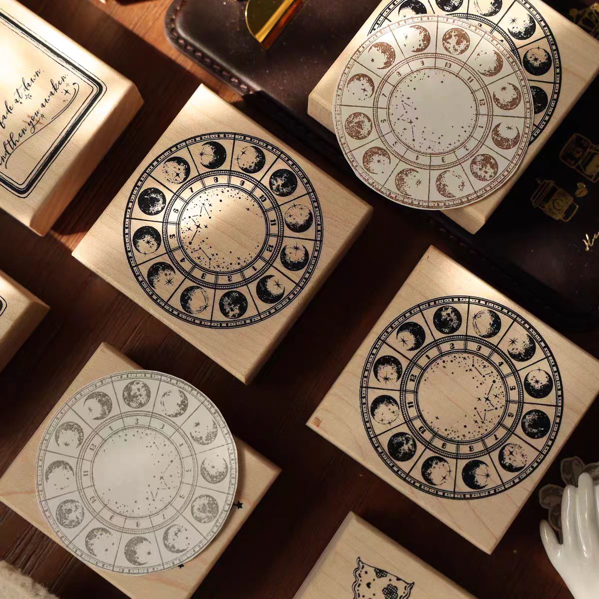 Wooden stamp (Bell Compass)