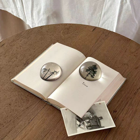 Round Clear Crystal Paperweight Polished Glass Desk Decor for Office & Home (diameter: 7cm)