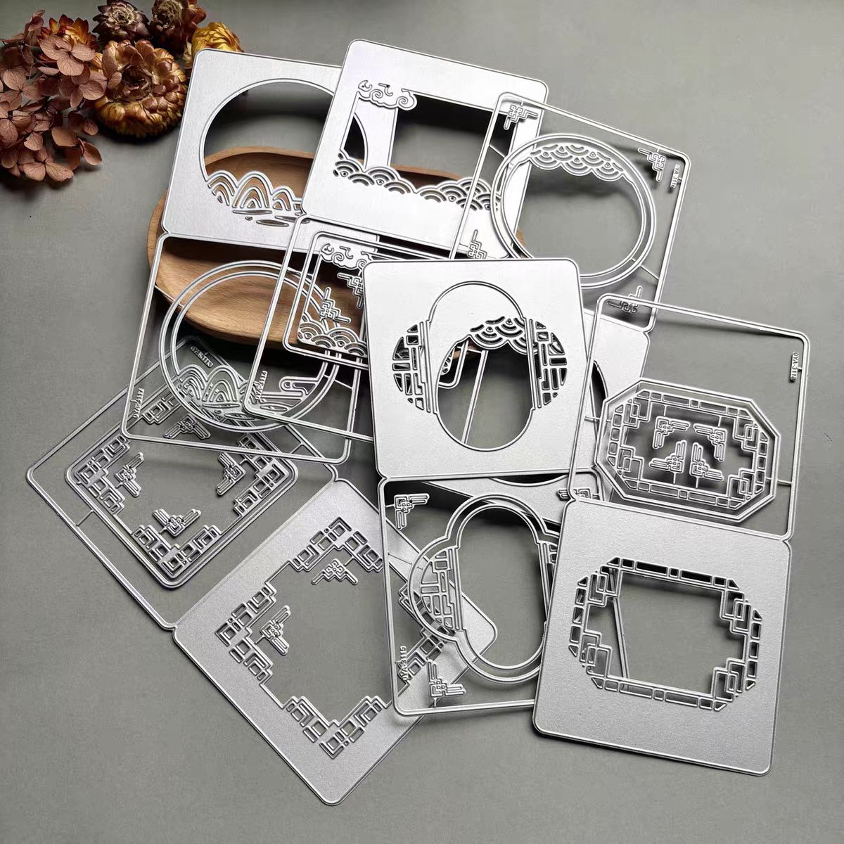 Cut die (Traditional-style paper-cut window decoration）