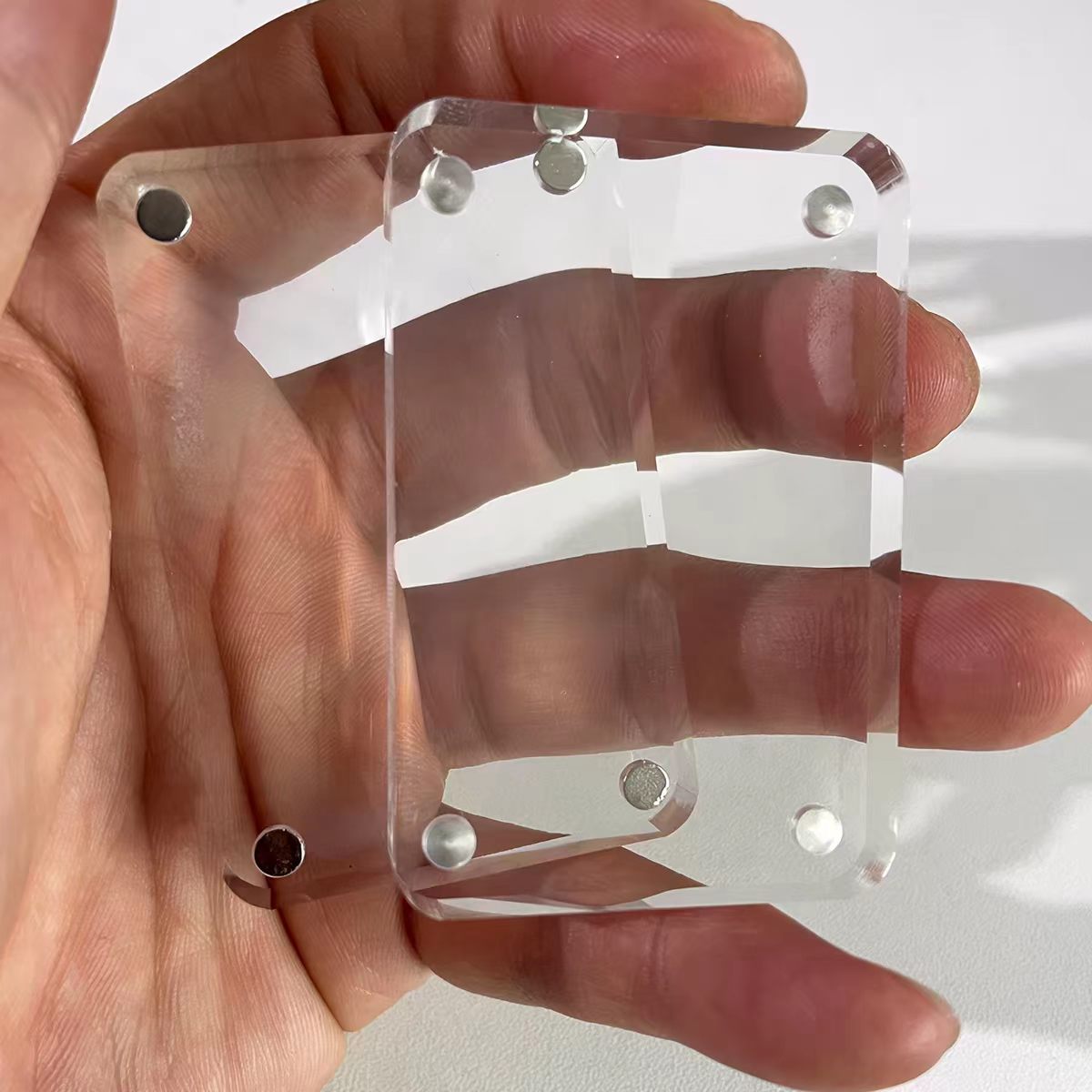 Magnetic Acrylic Transparent "Guka" Block