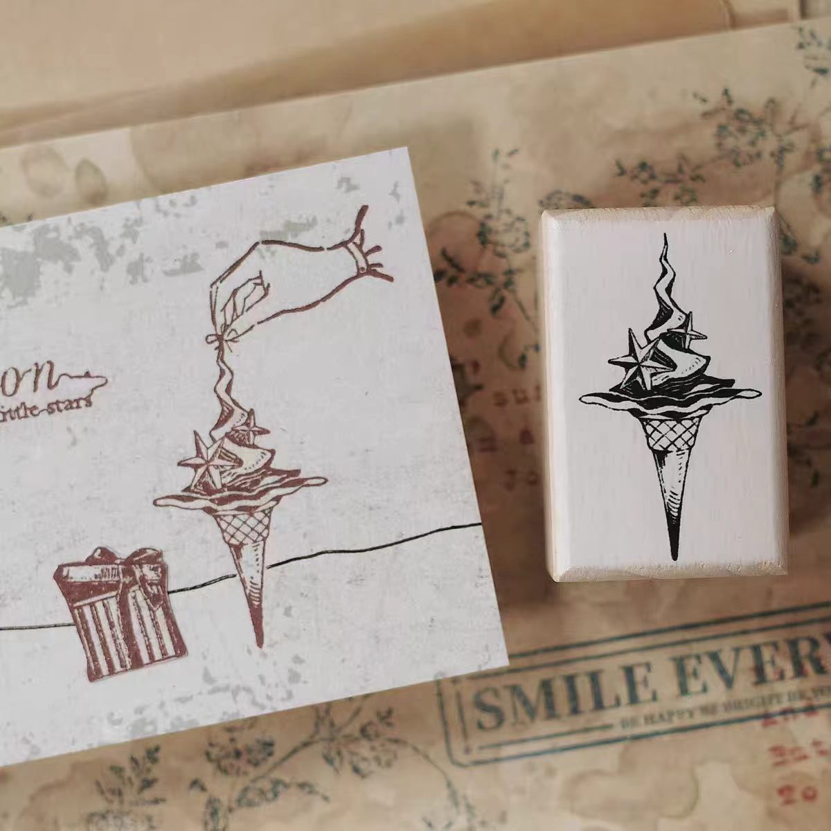 Wooden stamp (2.5*4cm)